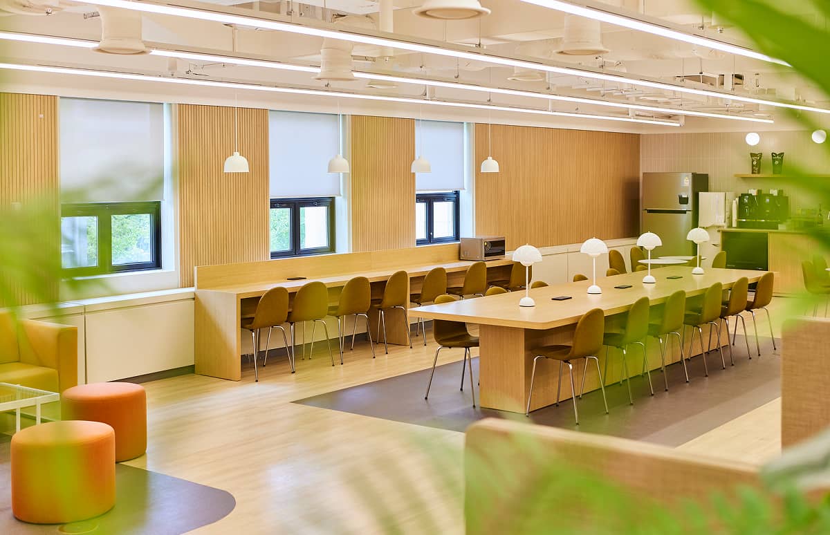 [인터뷰] 현대차 담당 PM이 말하는 대기업 사무실 인테리어, 무엇이 다를까?