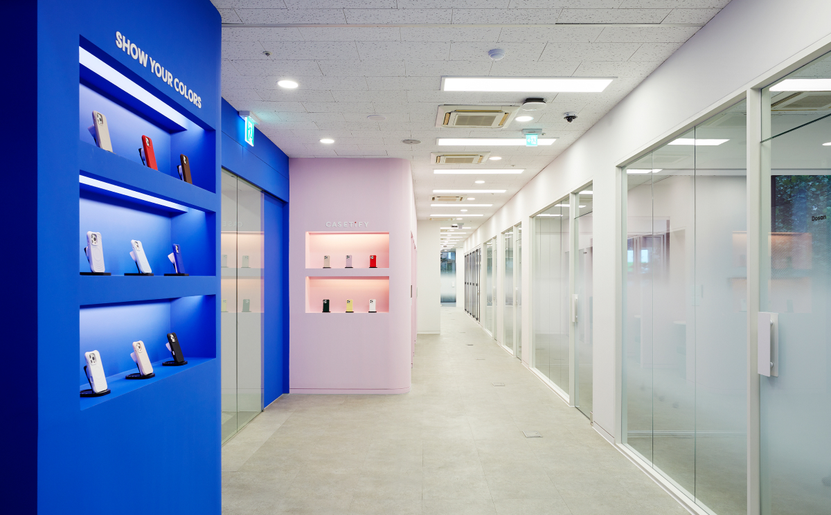 케이스티파이, 제품 디자인의 브랜드 정체성을 공간으로 확장한 오피스 인테리어