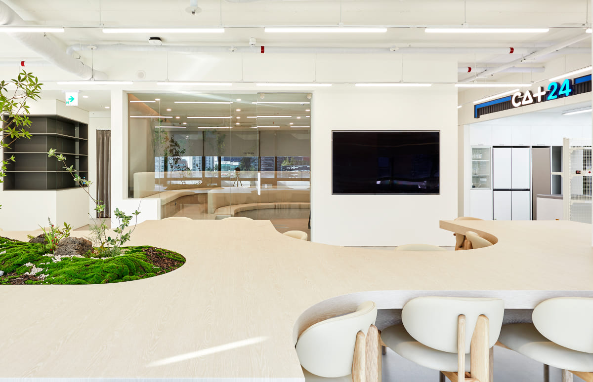 코드캣, 편의점부터 오락실까지 재미 요소가 가득한 게임사 오피스 인테리어